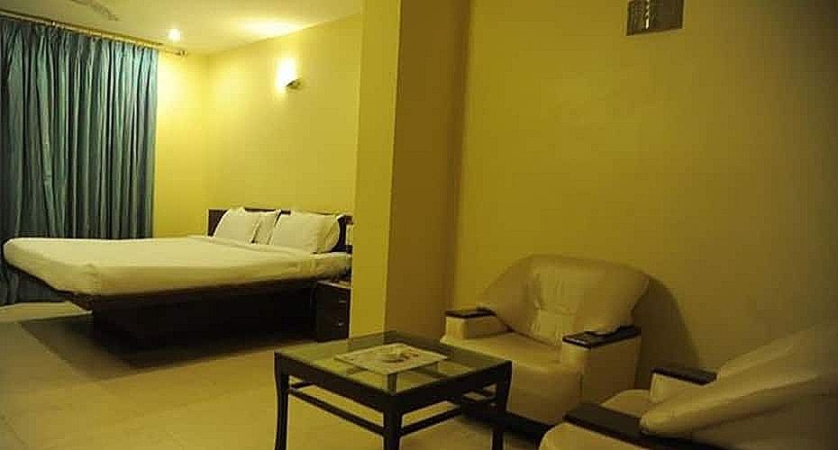 Hotel Heritage 2001-Nagpur Deluxe Room 37