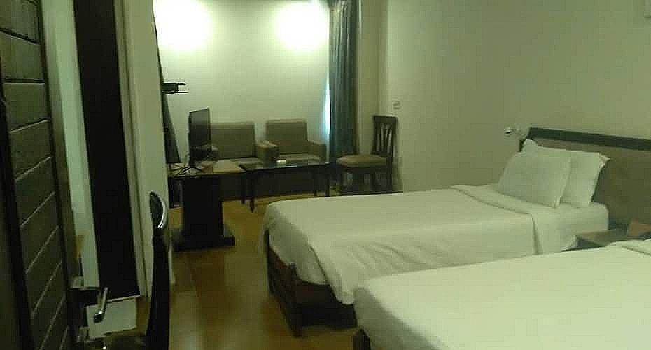 Hotel Heritage 2001-Nagpur Deluxe Room 41