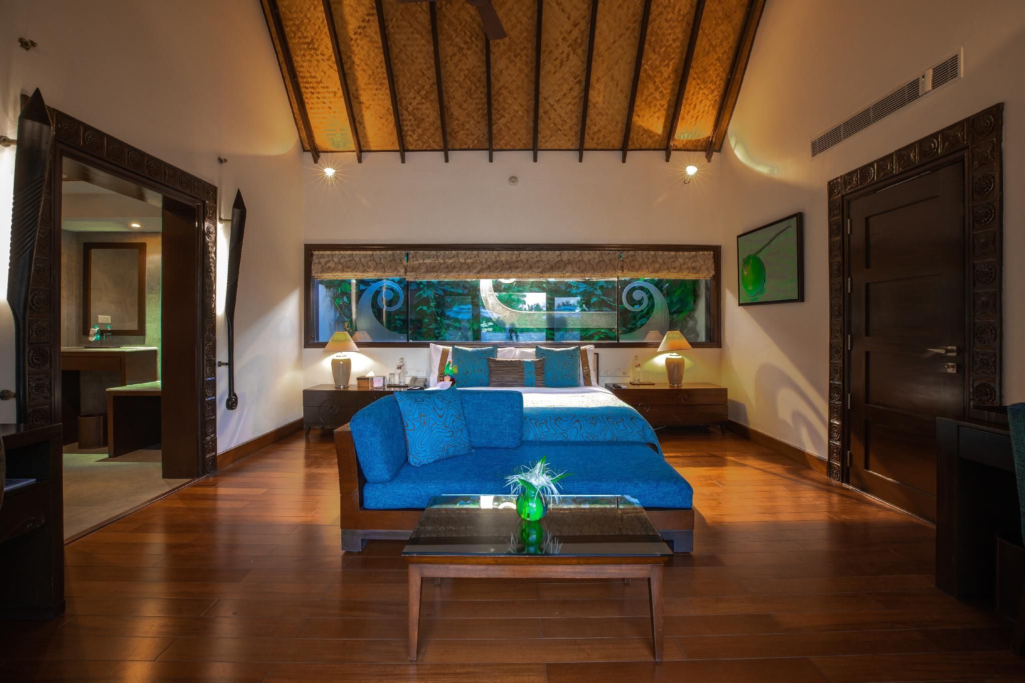 Lagoon View Spa Suite