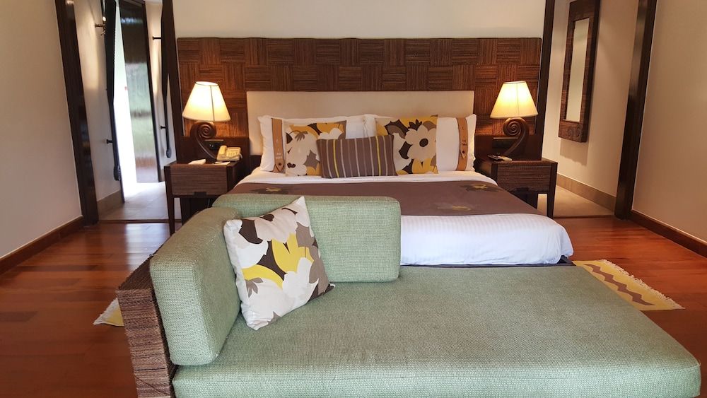 Premier Room (Luxury Back Water View)