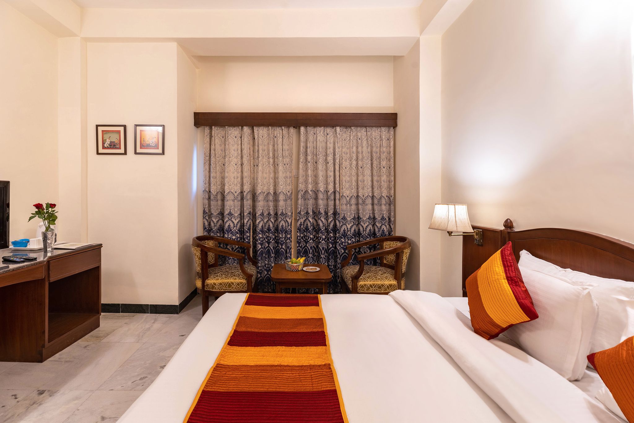 Deluxe Double or Twin Room with City View