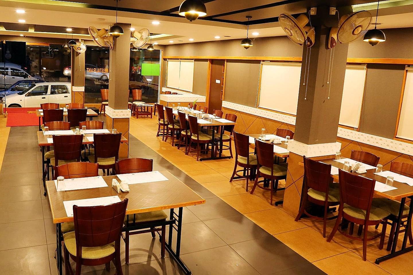 Food & Dining