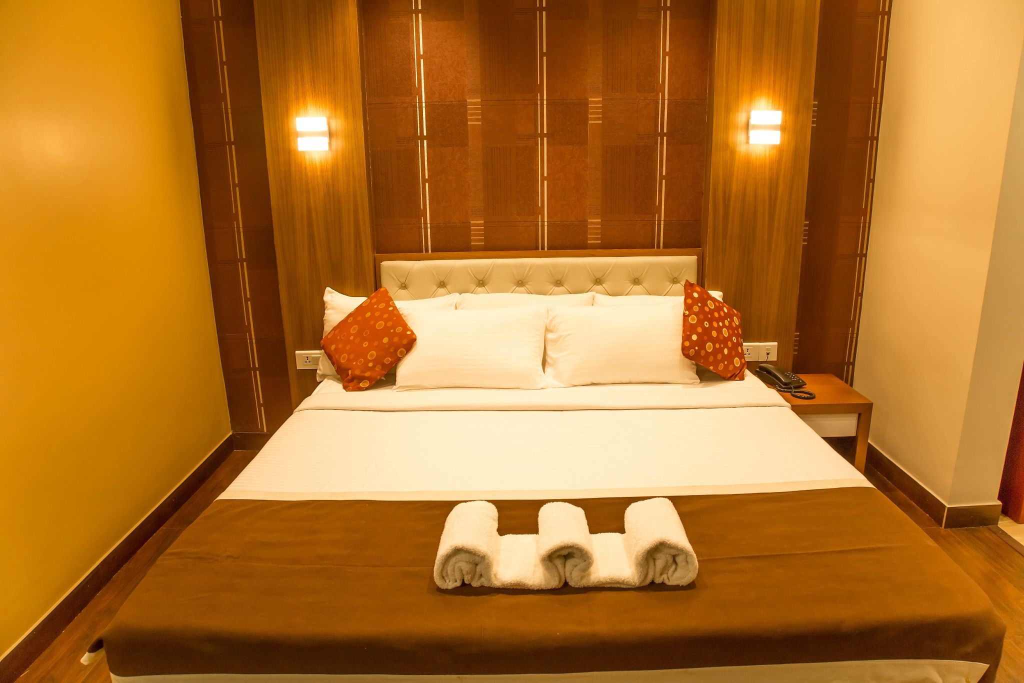 Hotel Mintflower Premium AC  3