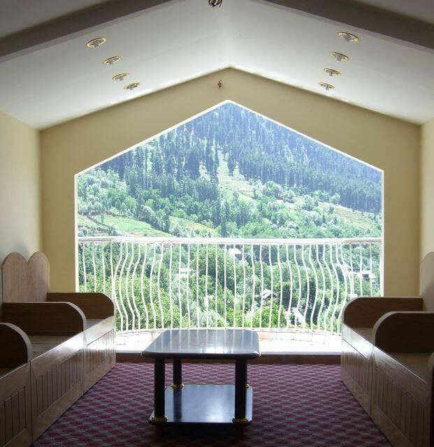 Forest Hill Resorts Premium Standard 4