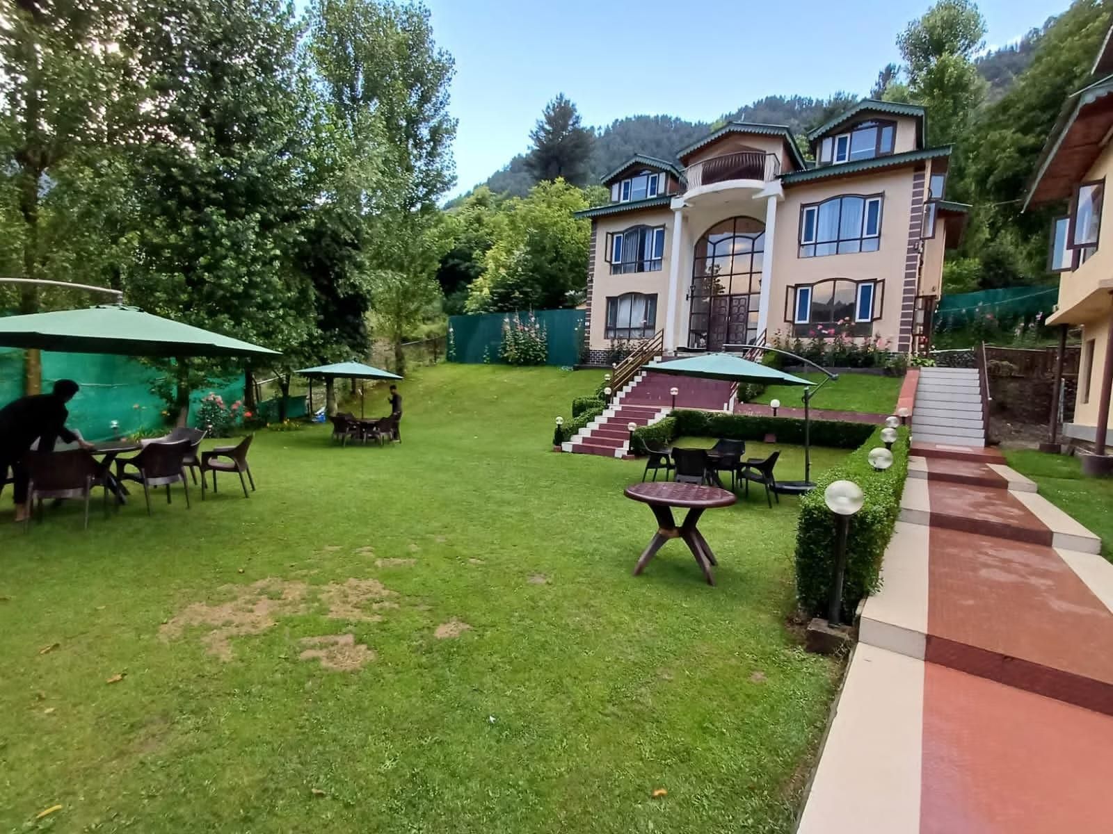 undefined Forest Hill Resorts 7