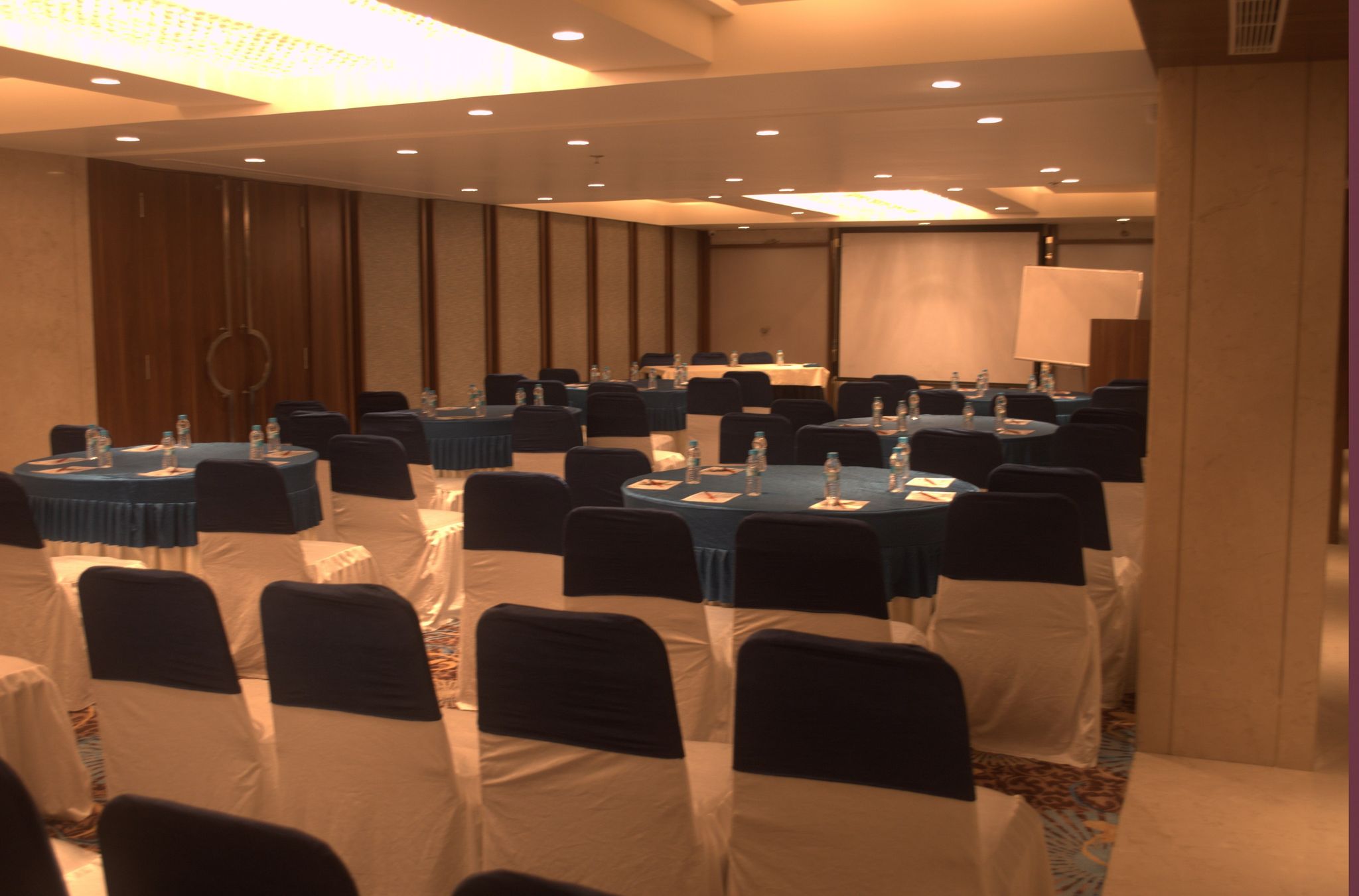 undefined Comfort Inn Legacy 9