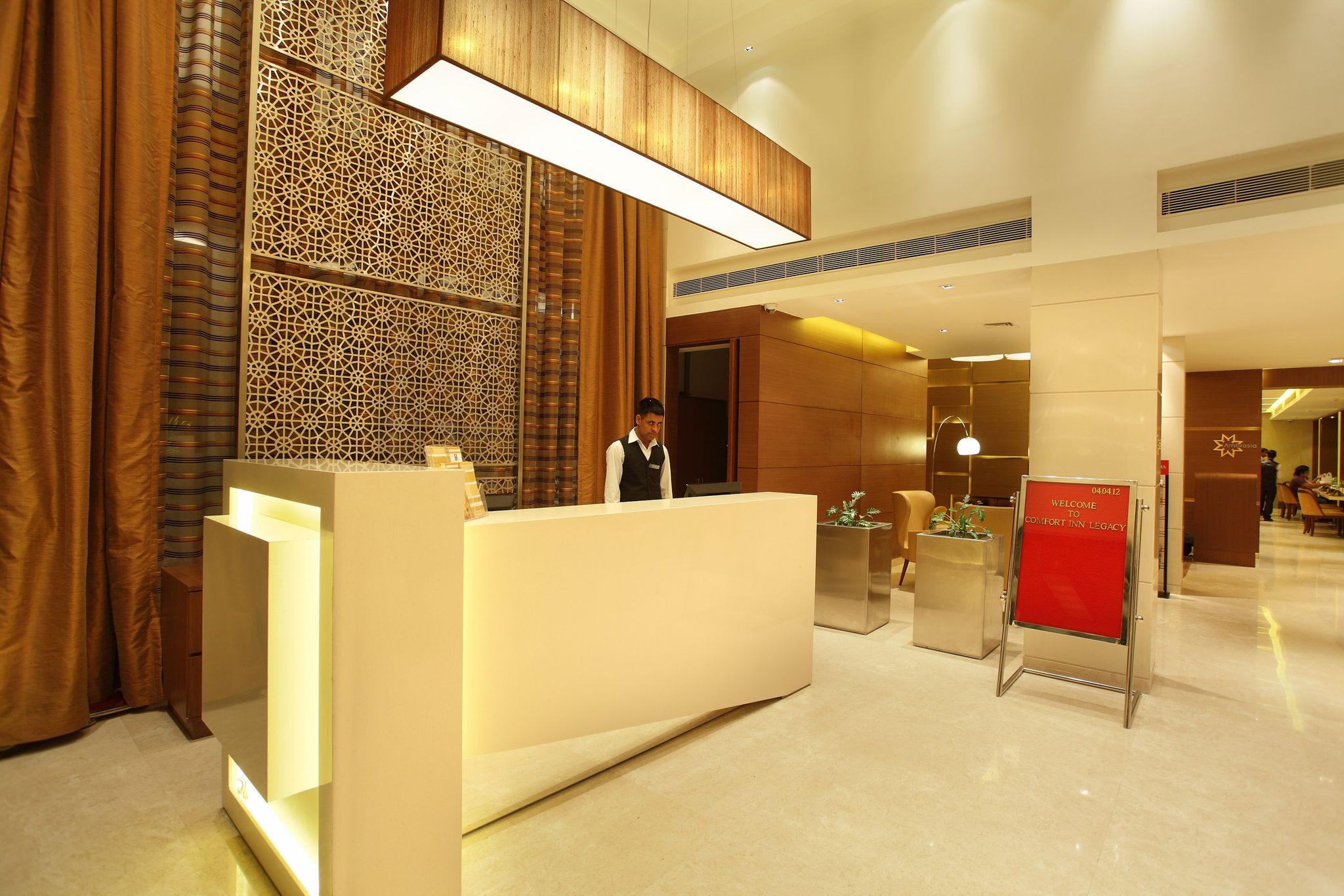 undefined Comfort Inn Legacy 2