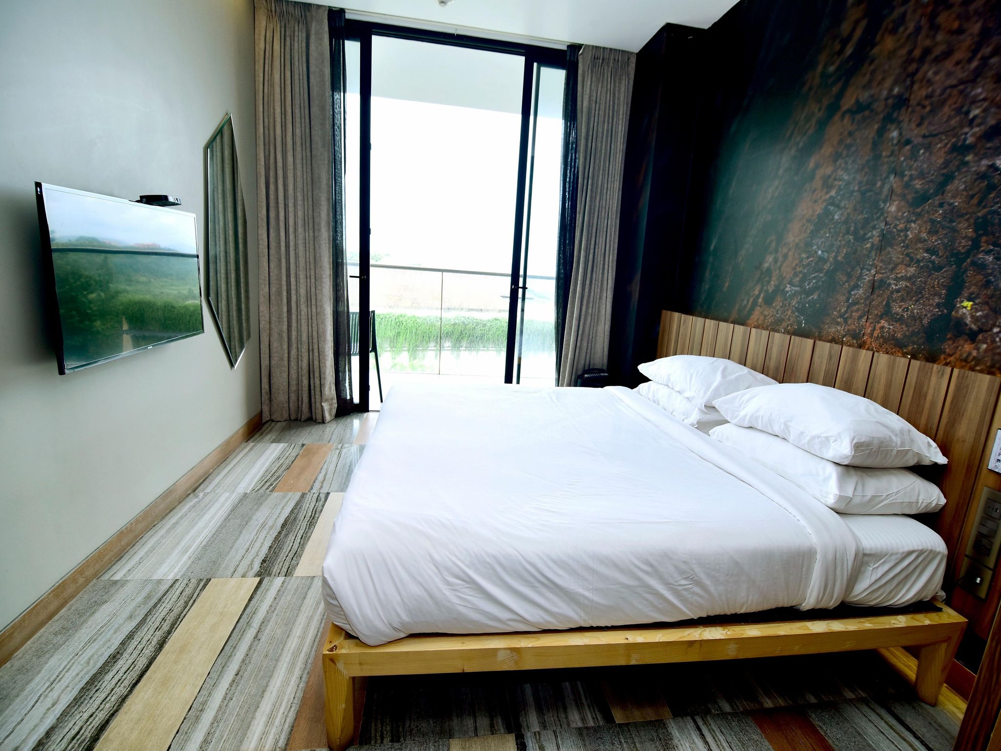 image_355014_1e2cea7e-5140-43e9-9cbb-f5c48ba6bc64