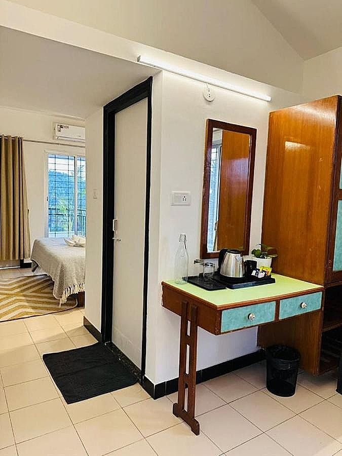 Suite AC Room