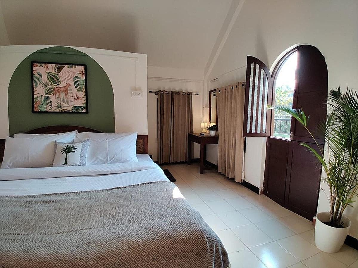 Olive Zip Calangute Mira by Embassy Group Deluxe Room 8