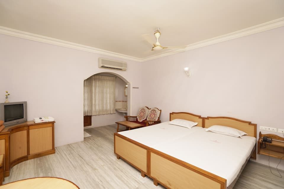 Three Bed A/c Super Deluxe Room