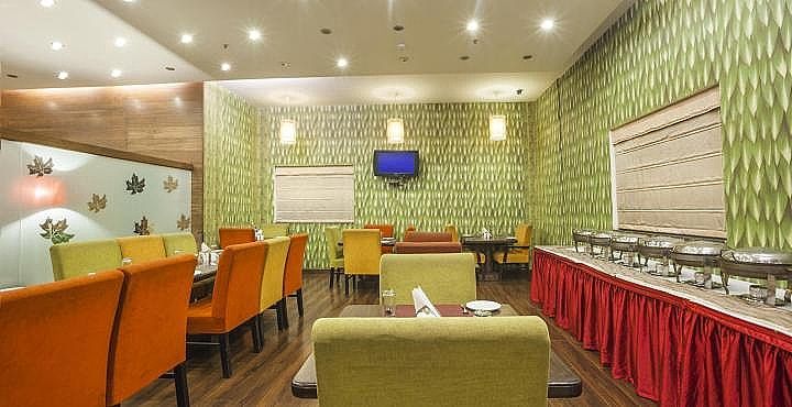 Food & Dining