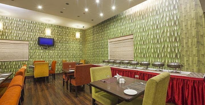 Food & Dining