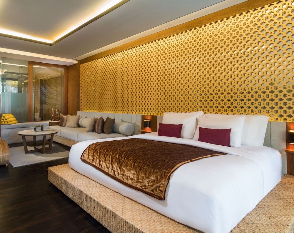 Seminyak Ocean King Suite with Balcony