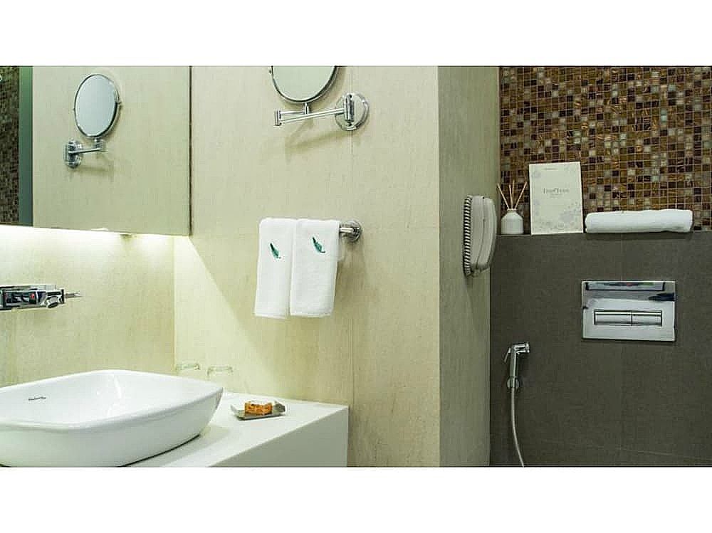 The Fern Residency, Chembur, Mumbai Winter Green Room 10