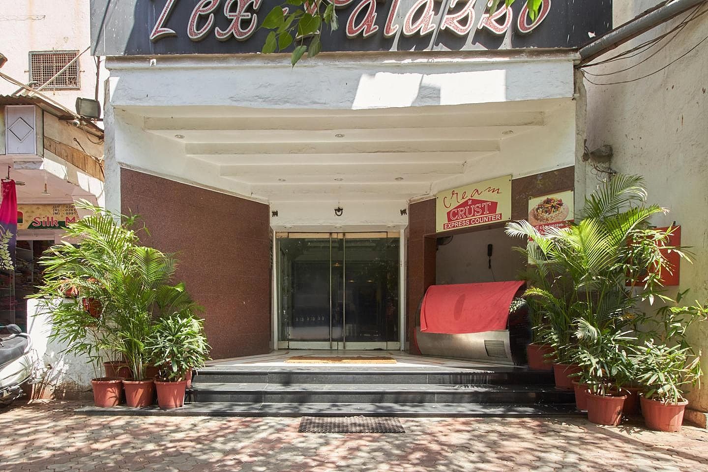 undefined Tex Palazzo Hotel 6