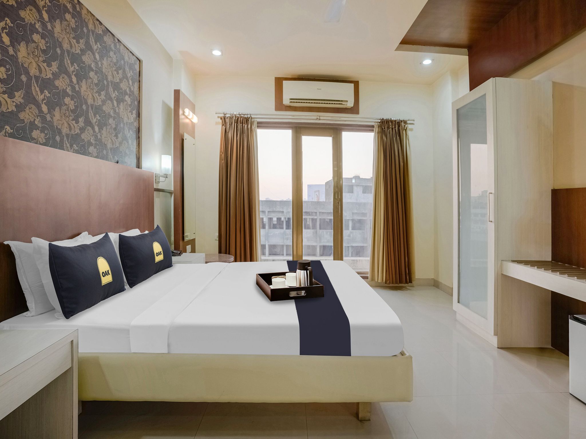 Deluxe Room with Balcony