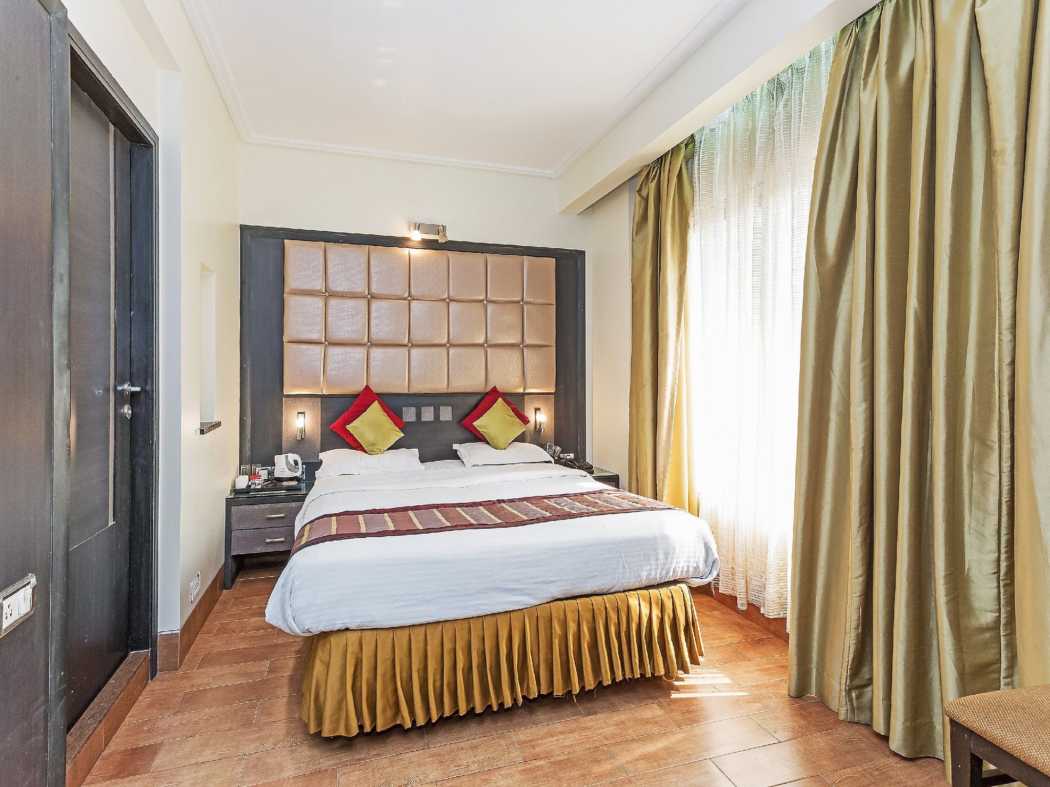 Hotel Sampoorna Executive Room 4