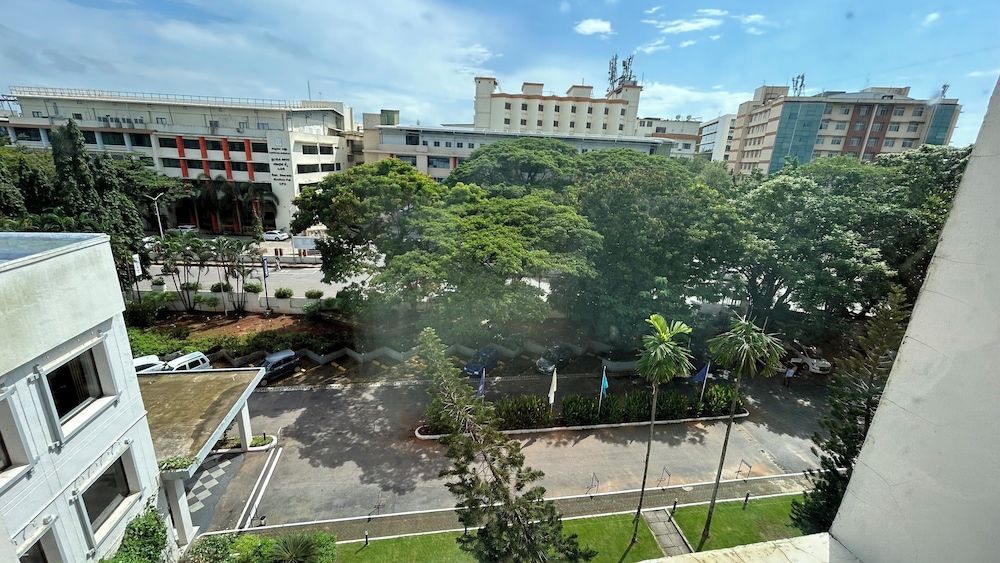 Fortune Inn Valley View, Manipal Deluxe Room (Deluxe Twin) 5