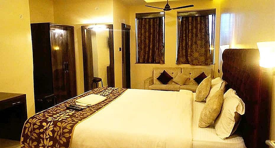 Premium Ac Room