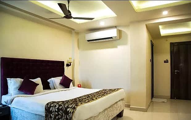Executive Ac Room