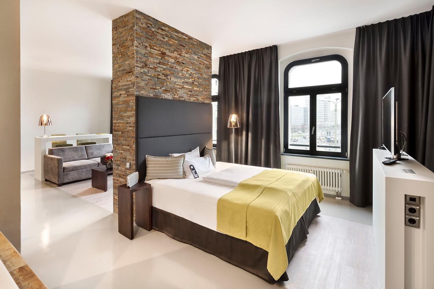 undefined Lux 11 Berlin Mitte 3