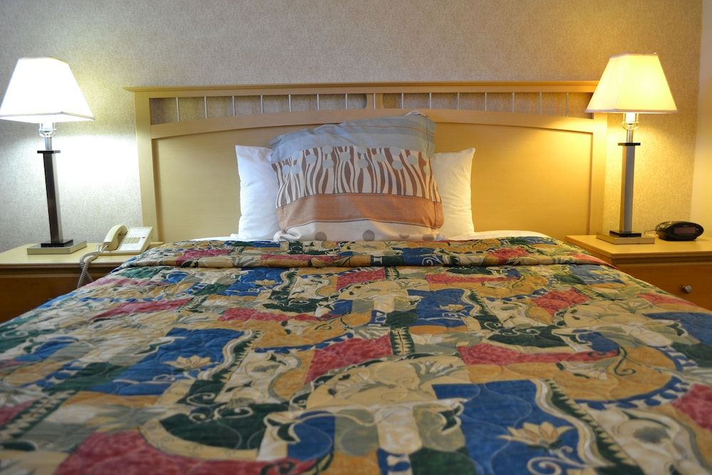 Valley Inn San Jose Room, 1 Queen Bed 3