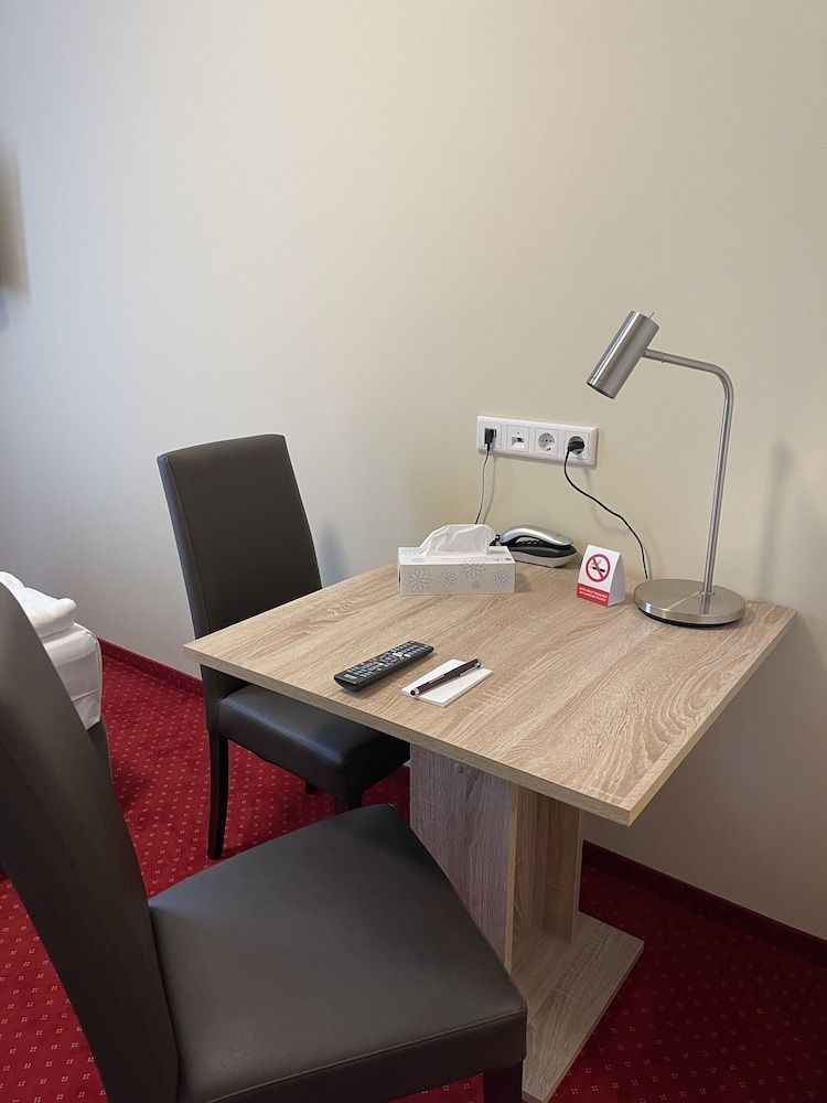 Hotel Palm Premium Economy Double Room 6