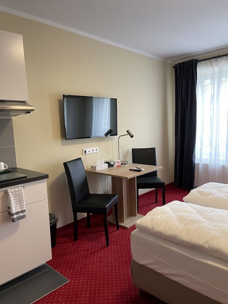 undefined Hotel Palm Premium 4