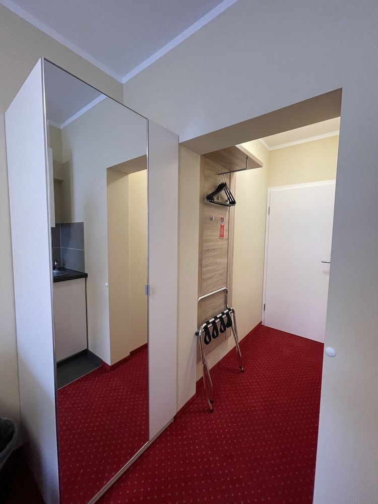 Hotel Palm Premium Economy Double Room 8