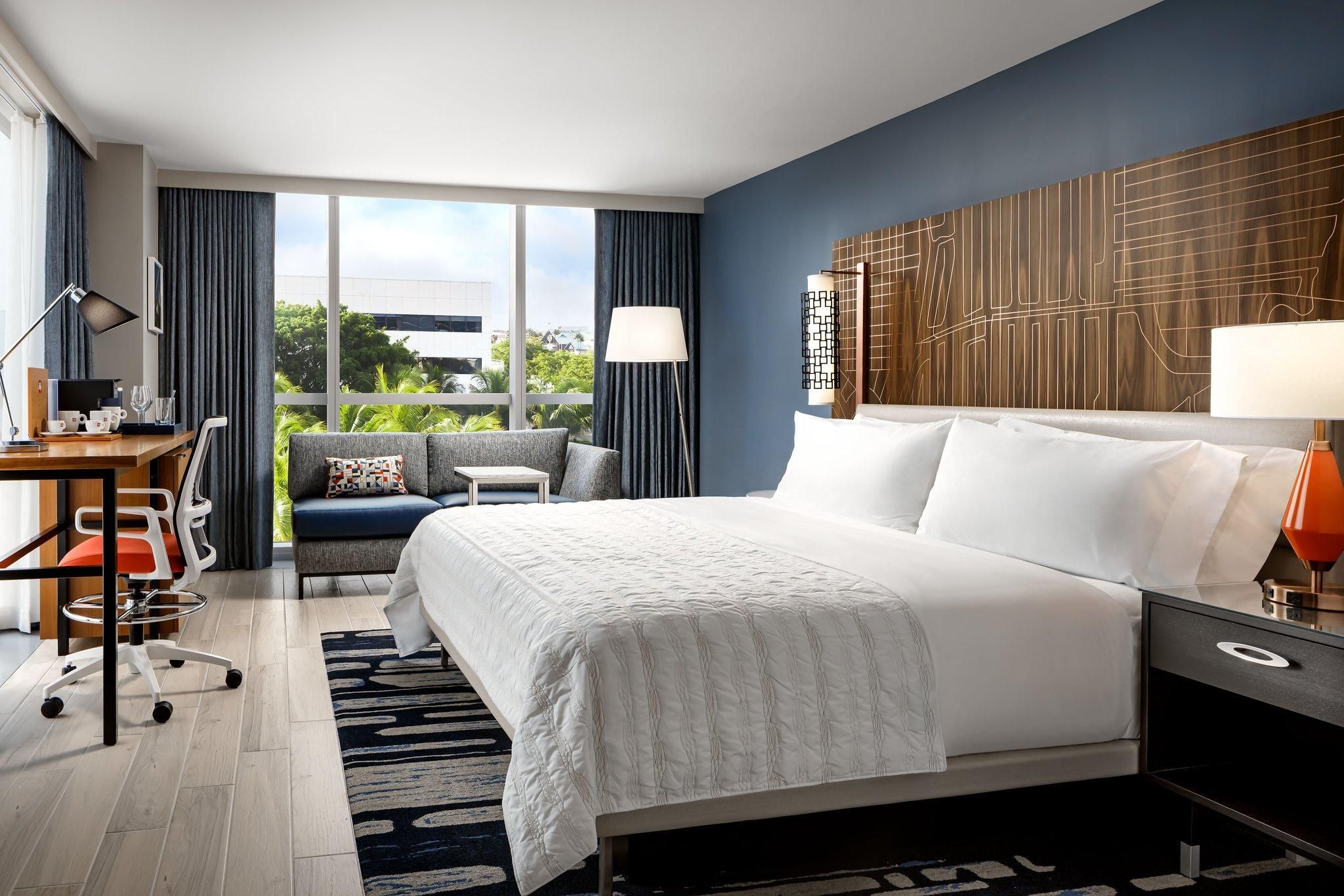 BedPreference NotAccepted, Guest room, King or Queen