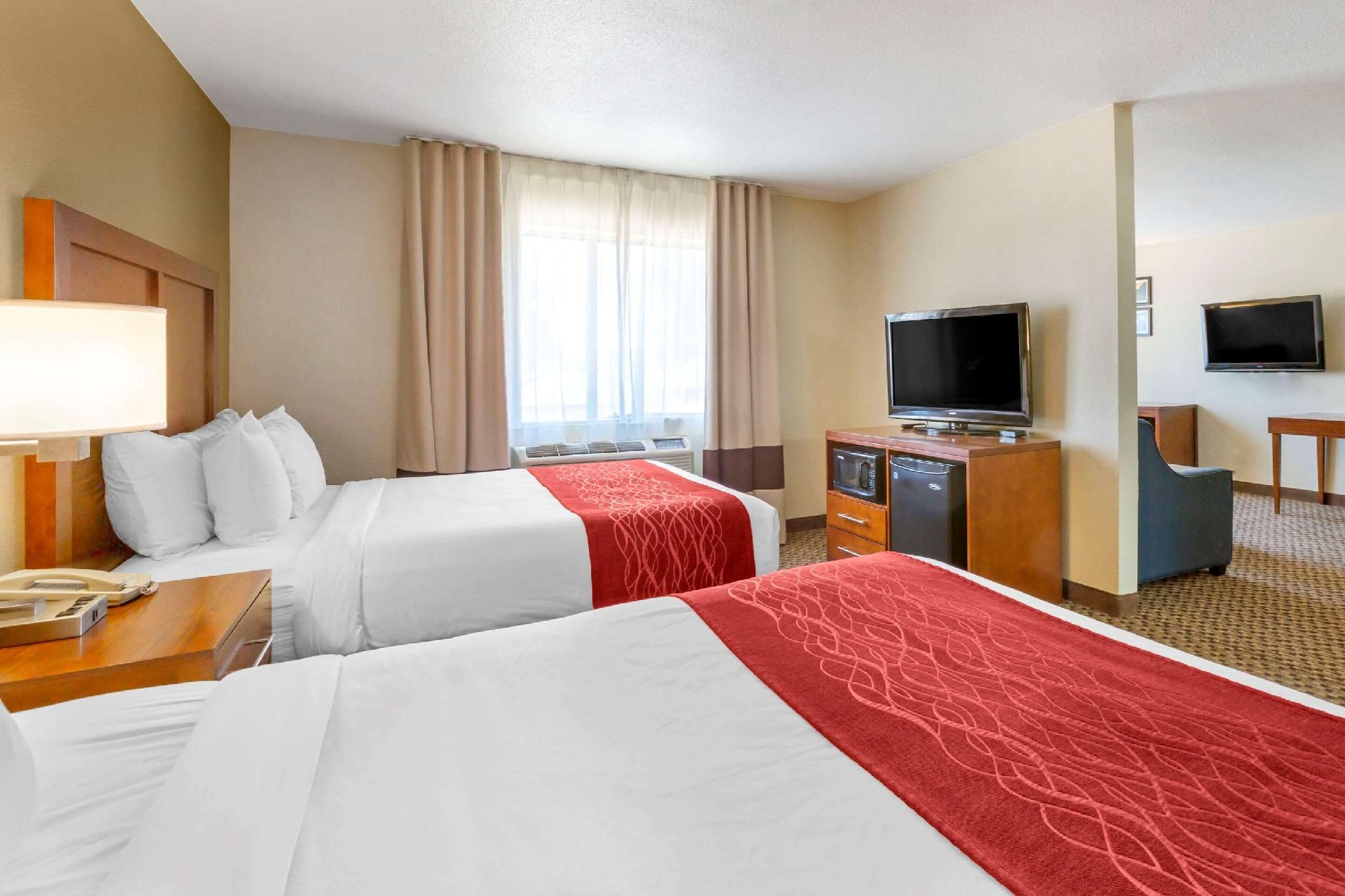2 Queen Beds, Suite, No Smoking