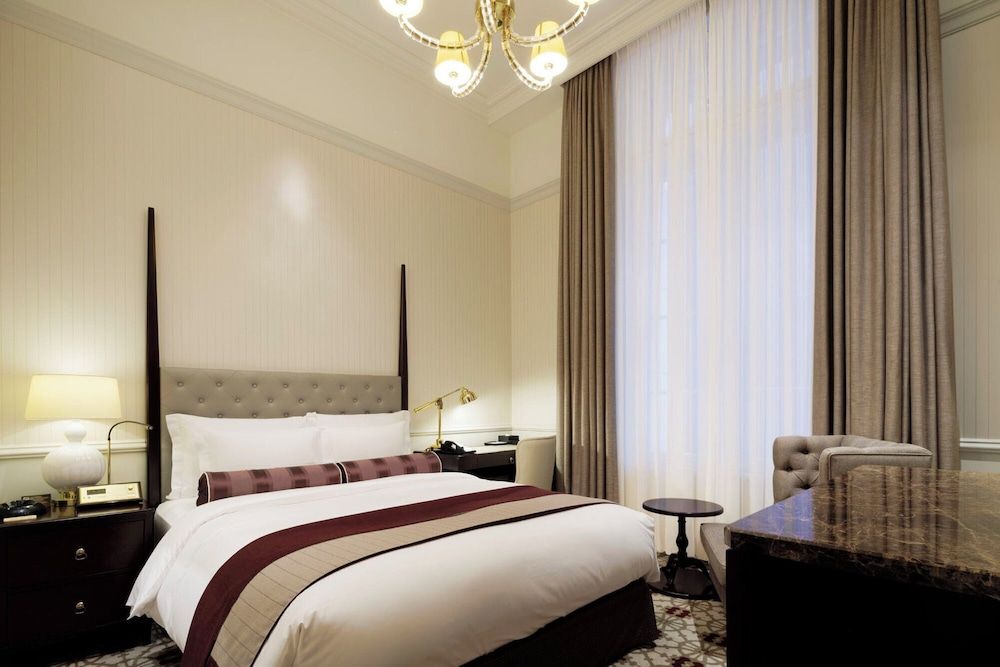Classic Comfort Queen Room, Non-Smoking/ 26sqm (No view due to adjacent to Tokyo station platform)