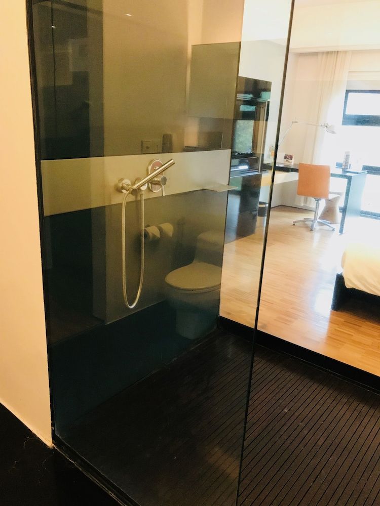 Hotel Maya Kuala Lumpur City Center Deluxe Room 6