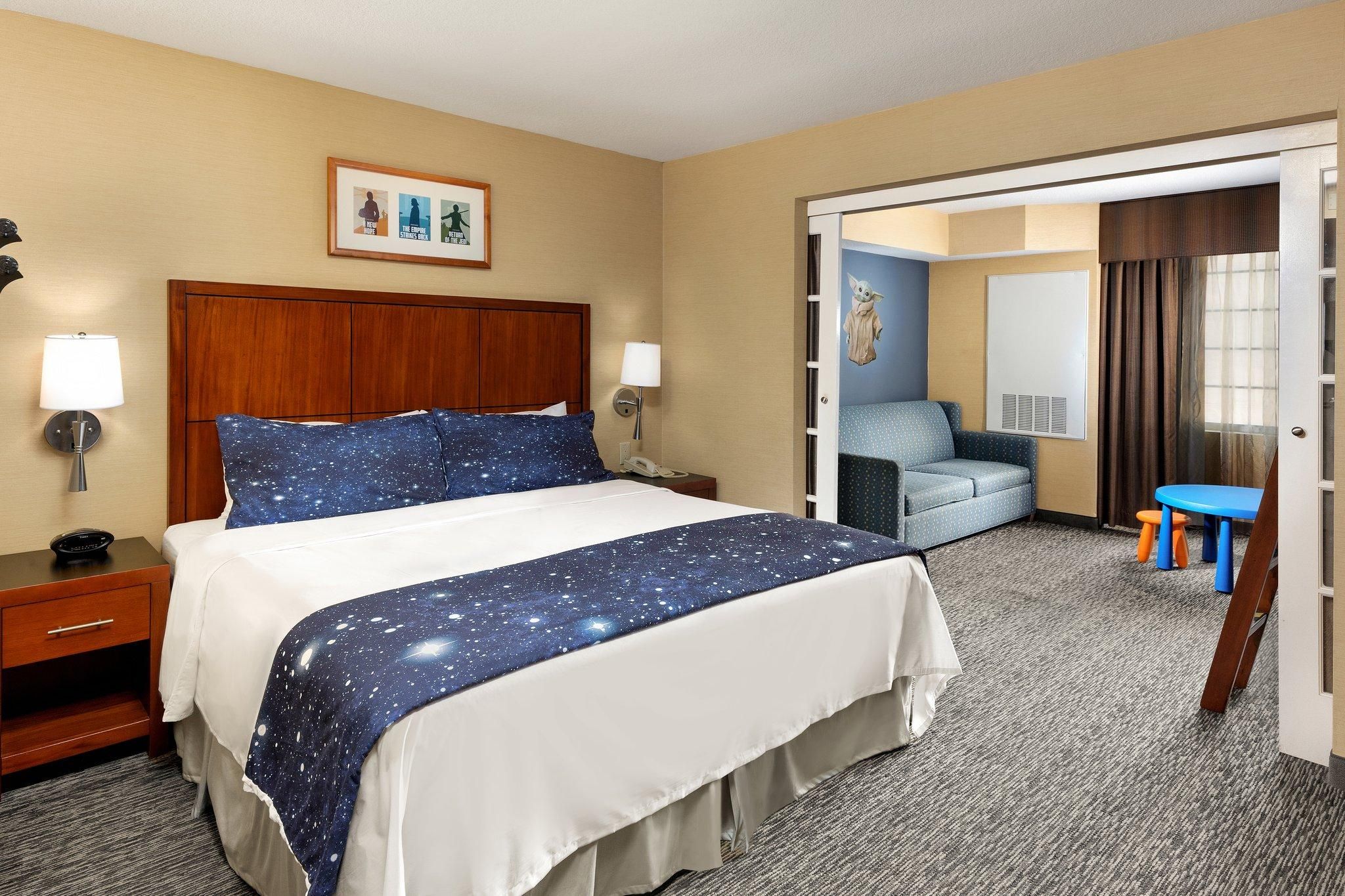 Galaxy Family Suite