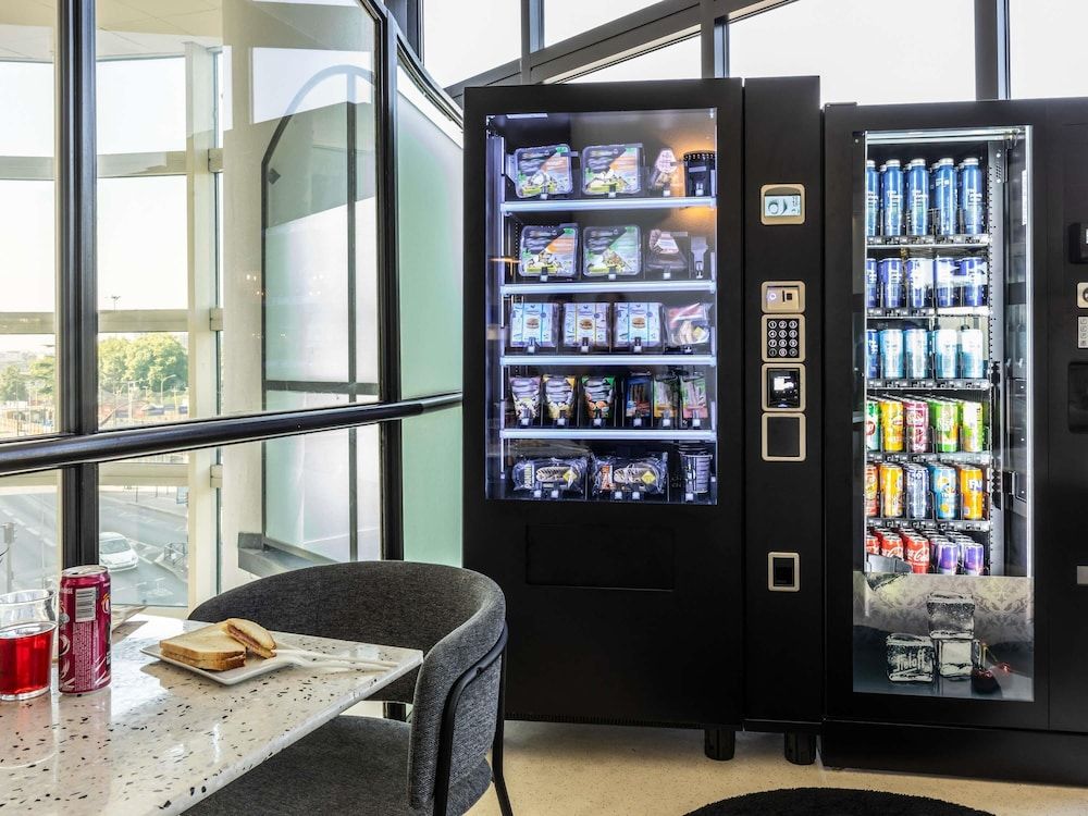 undefined ibis Paris Porte De Montreuil 7