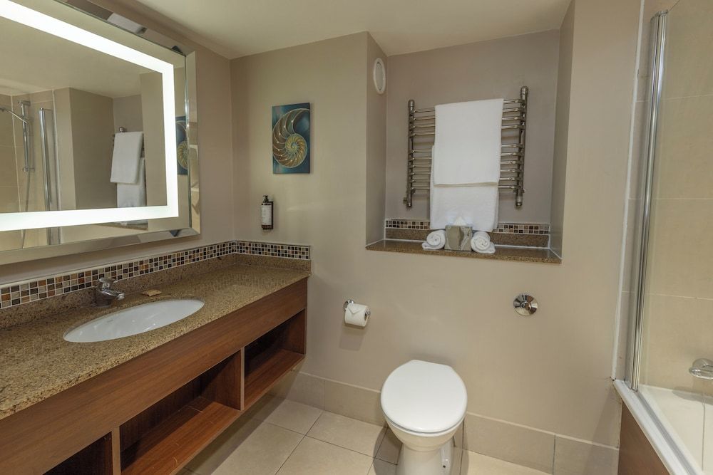 Slaley Hall Hotel, Spa & Golf Resort Classic Twin Room 4