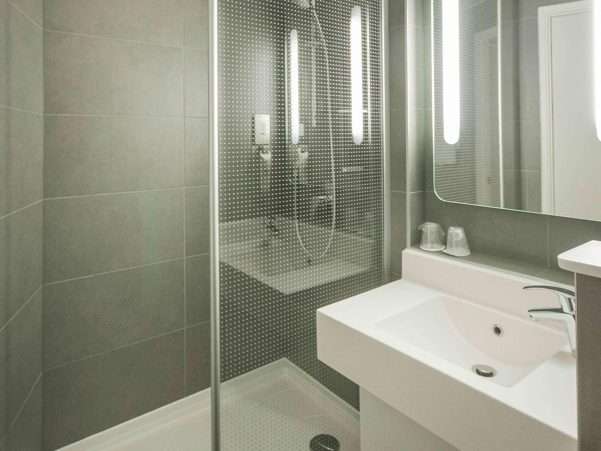 ibis London Heathrow Airport Brand New : Double Sweetroom By Ibis 2