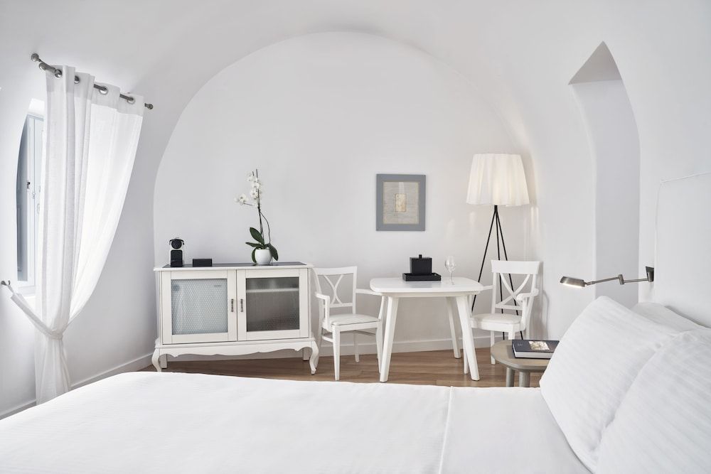 Katikies Santorini - The Leading Hotels Of The World Junior Suite 4