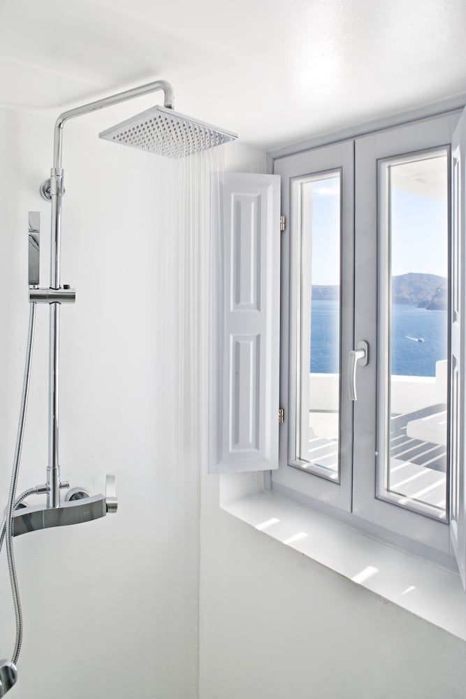 undefined Katikies Santorini – Pelagos House – The Leading Hotels of the World 3