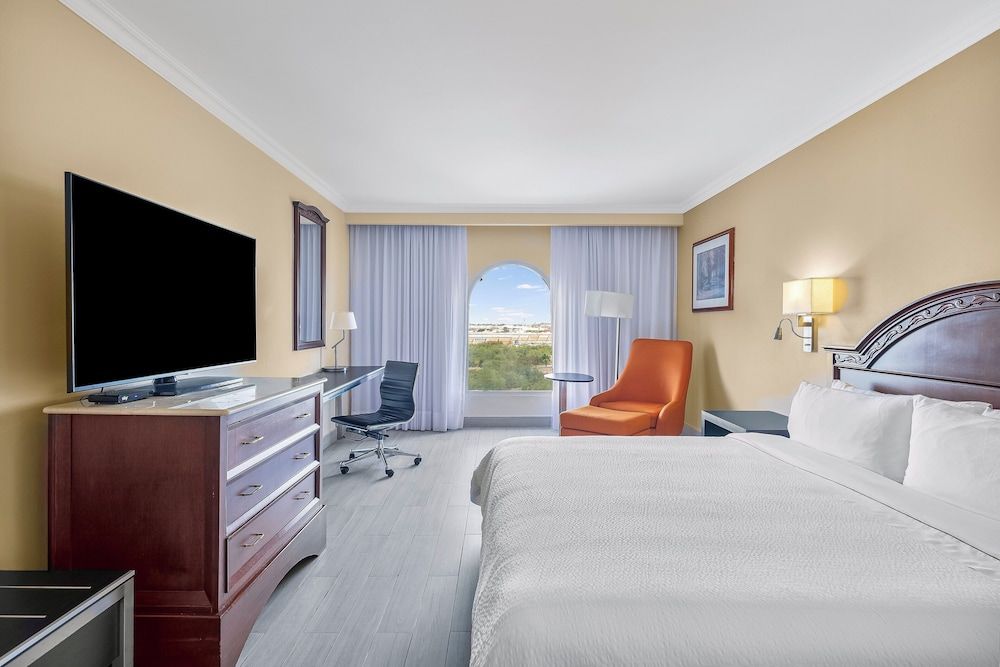 Fiesta Inn Express Nuevo Laredo Standard Room 2