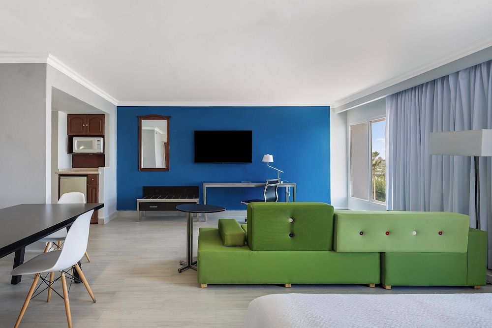 Fiesta Inn Express Nuevo Laredo Junior Suite 5