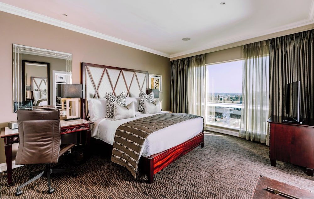 undefined InterContinental Johannesburg O.R Tambo Airport by IHG 5
