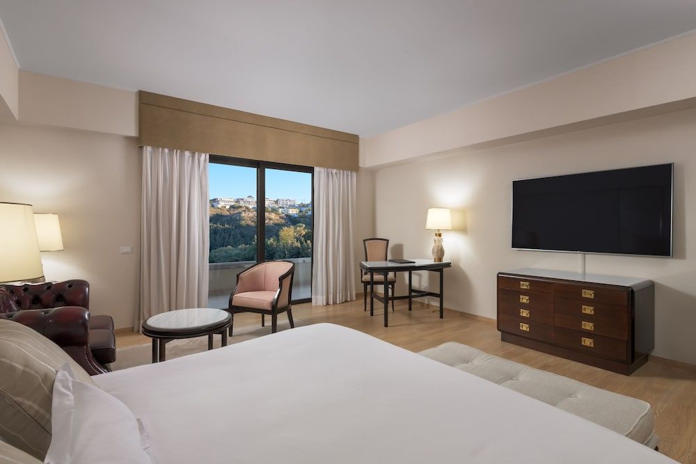 Executive Room, Garden View ( & Pool View)