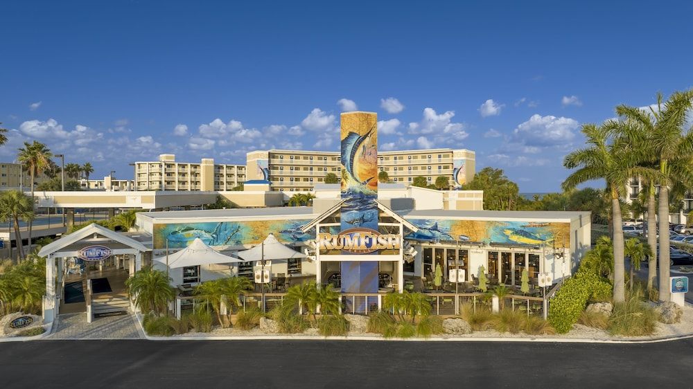 RumFish Beach at TradeWinds