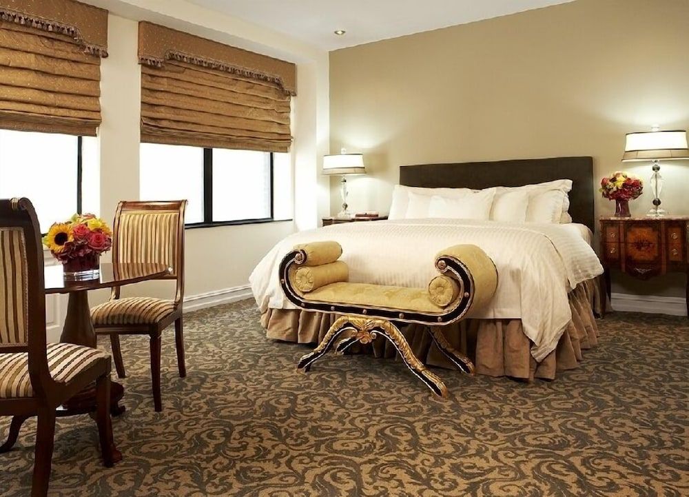 The Kimberly Hotel Deluxe Guestroom- King Bed 3