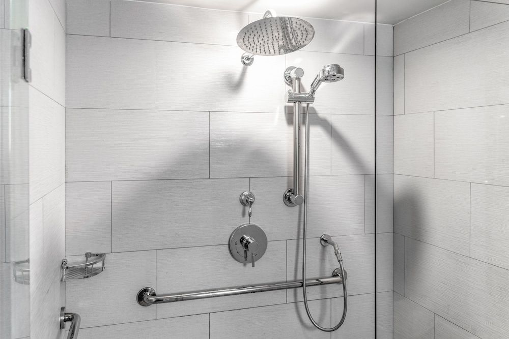 Chesapeake Beach Resort ADA Ocean View King Suite 6