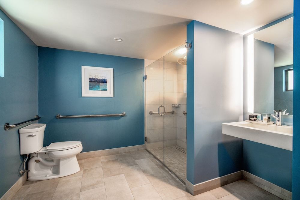 Chesapeake Beach Resort ADA Ocean View King Suite 5