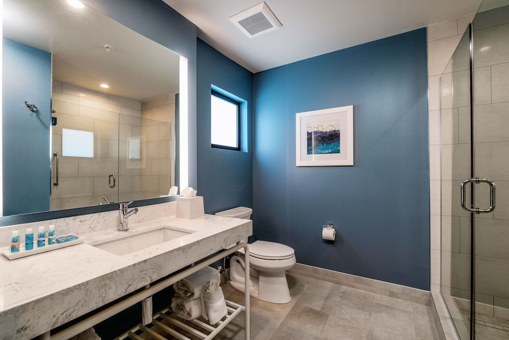 Chesapeake Beach Resort Ocean View King 7