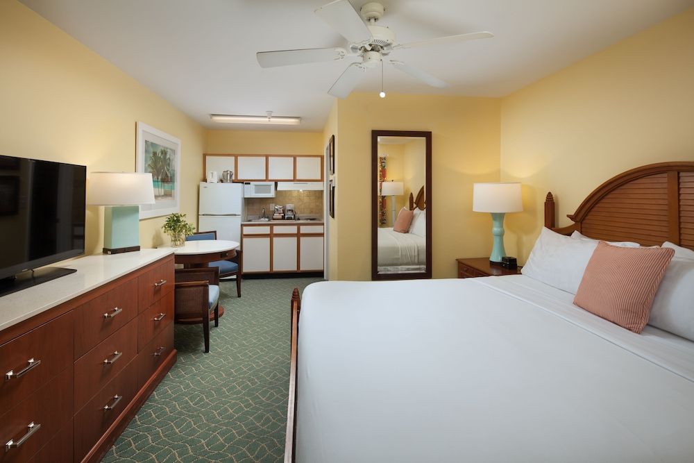 Sunshine Suites Resort Suite, 1 Bedroom 2